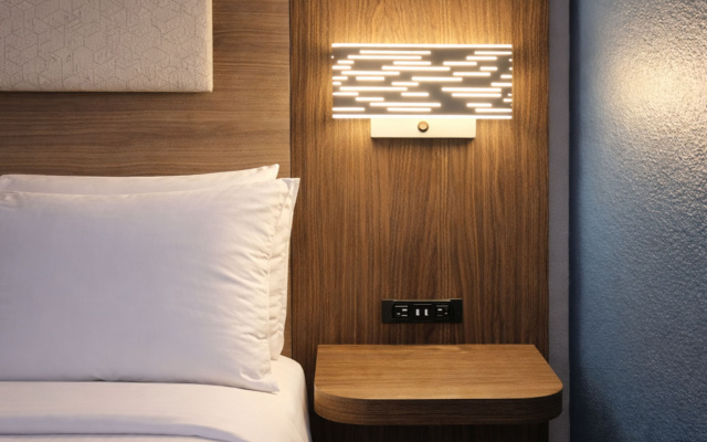 Holiday Inn Express Hotel & Suites St. Paul-Woodbury by IHG