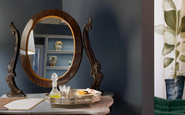 Palazzo Arone dei Baroni di Valentino