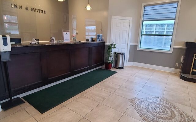 Riviera Inn and Suites 1000 Islands