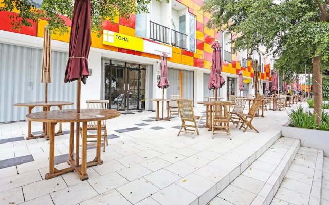 OYO 92317 Apartment Riverview By Alima View