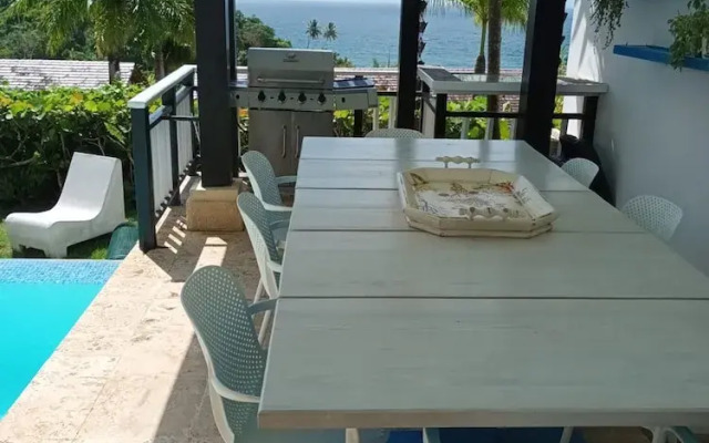 Magnificent Villa With Ocean View in Puerto Bahia