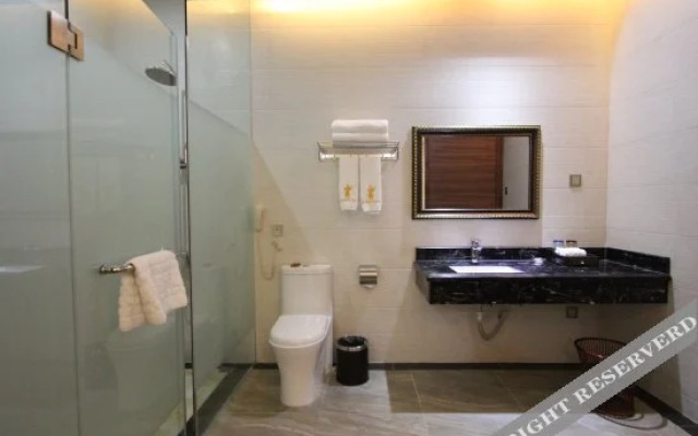 Weili Holiday Hotel (Xinyi Yuegui Road)
