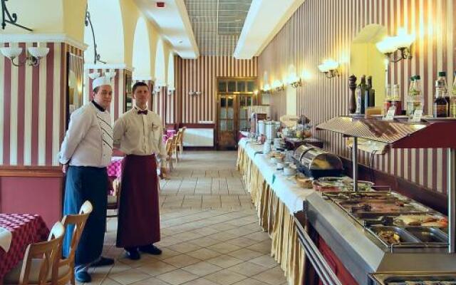 Erzsébet Park Hotel