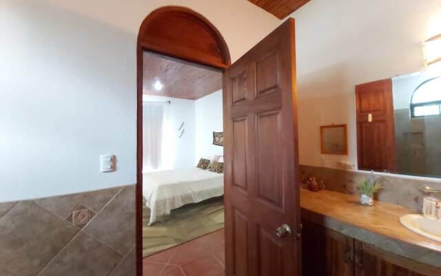 Casa Alice Surf Lodge - Hostel