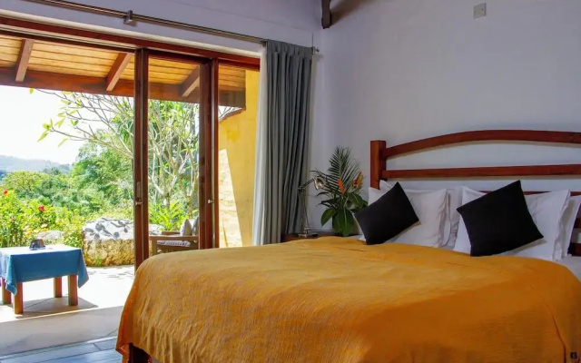 Bougainvillea Retreat