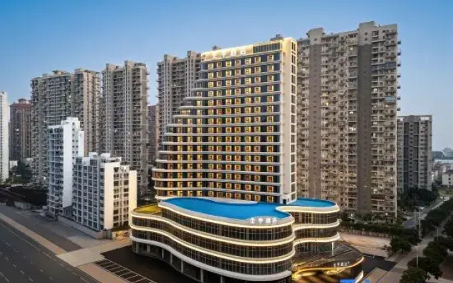 JI Hotel (Beihai Qiaogang Fengqing Street Yintan Avenue)