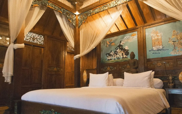 Villa Borobudur Resort