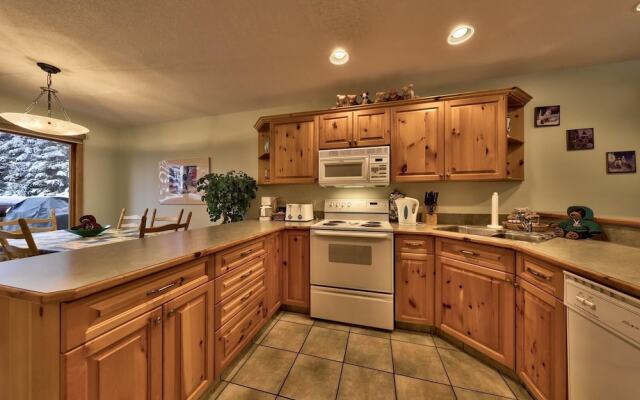 Snow Creek Village #20 By Bear Country