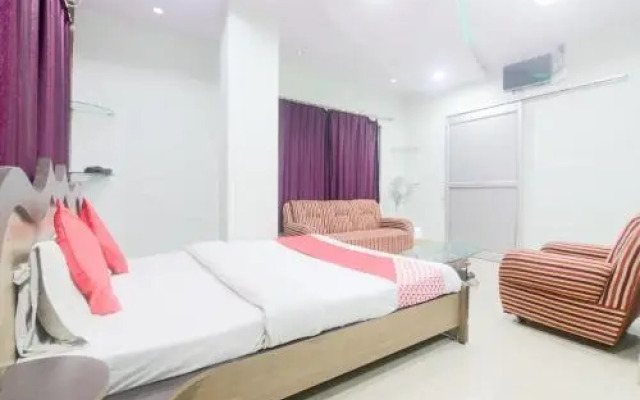 OYO 26984 Hotel Sky Star