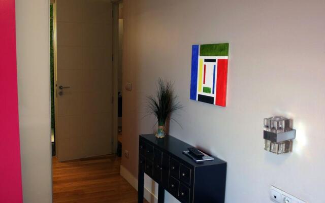 SEAFRONT LUXURY STUDIO - by SanSebastianApartments.es