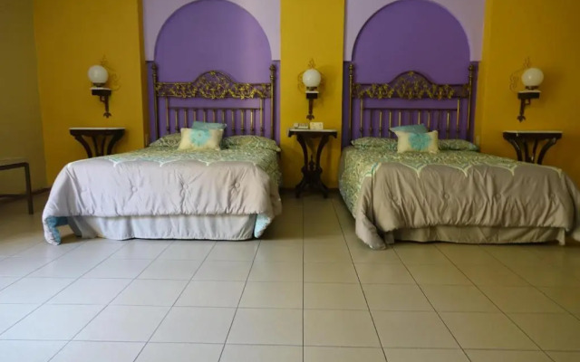 Hotel América Colima