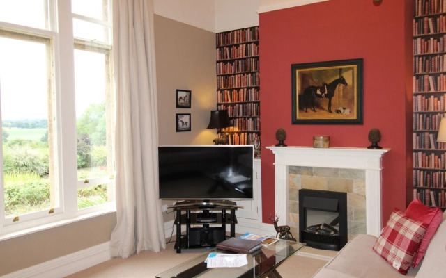 Geltsdale Garden Apartment