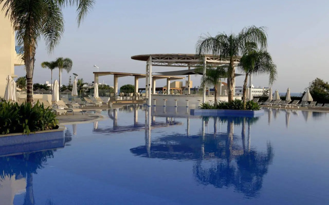 Sunrise Oasis Hotel & Waterpark