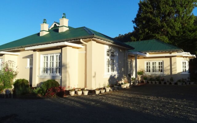 Senani Colonial Holiday Bungalow