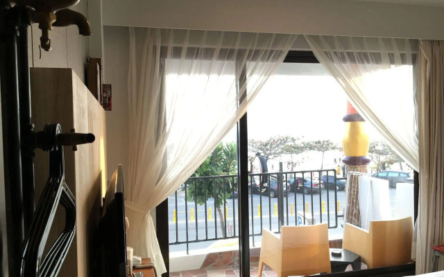 Mini Summer Hostel