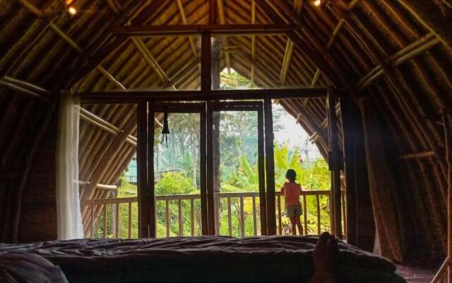 Hide Tumbuk Bamboo by Atharva Bali