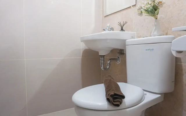 Good Living Studio Room Transpark Cibubur Apartment