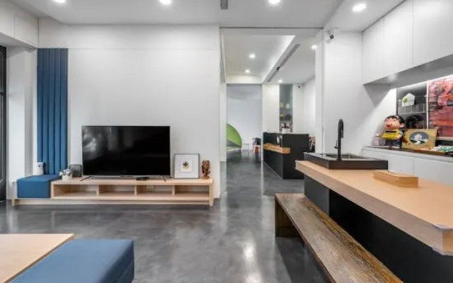 Spring House Hostel