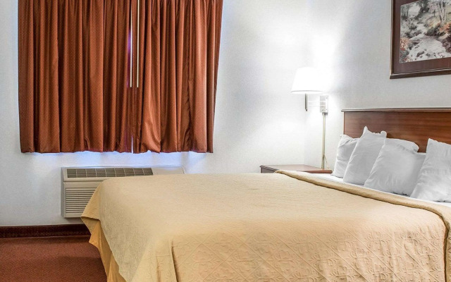 Quality Inn & Suites Brooks Louisville South