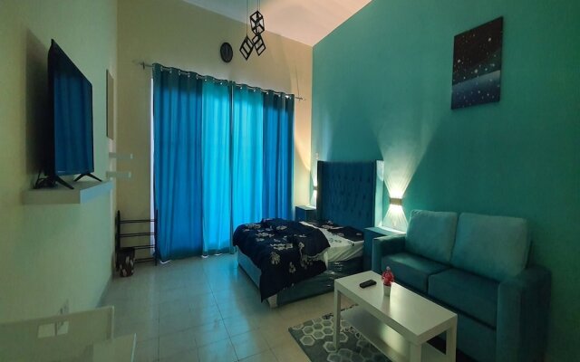 "stunning Furnished Studio Apartment in the Heart of Dubai"