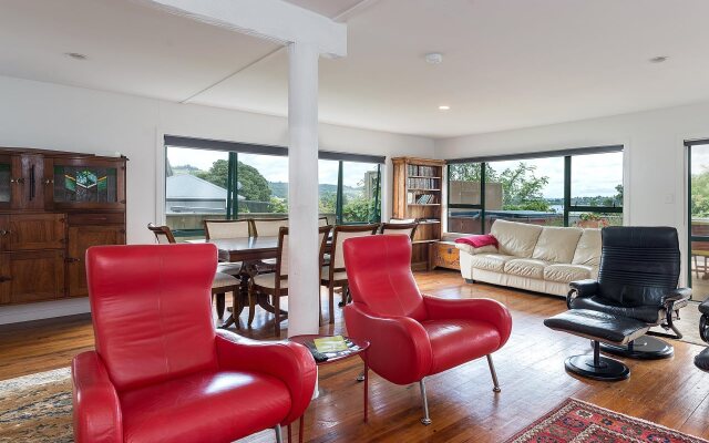Lakeside City Apartments - Penthouse
