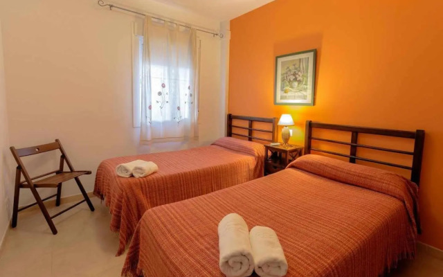 Apartamentos Chimenea-Playa