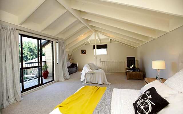 Cedar Park-Bed & Breakfast