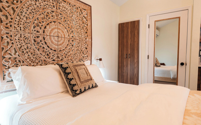 Seahorse Beach Bungalows