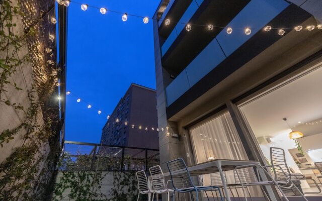 Central 2br Apartment Private Parking Long Term Welcome