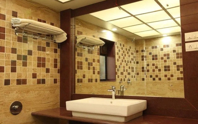 Hotel Ravi Kiran