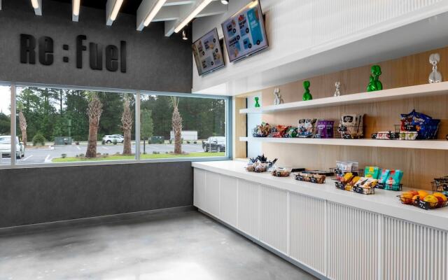 Aloft Savannah Airport