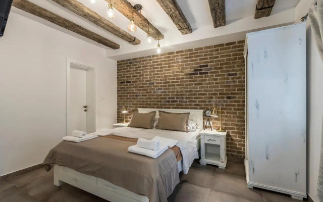 Studio Apartment Luka