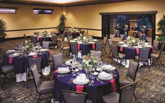 Scottsdale Plaza Resort