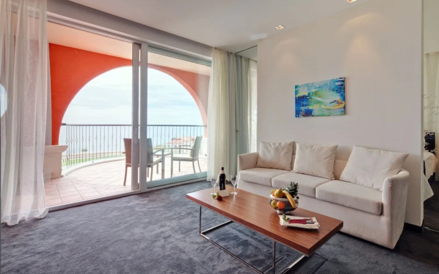 Lighthouse Golf Resort Private Properties