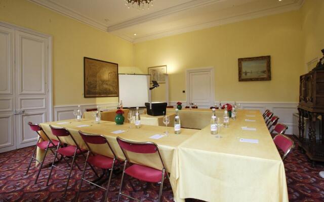 Le Champlain - Les Collectionneurs