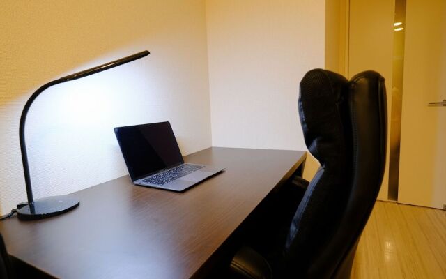 Kicon Hotels Fuchsia