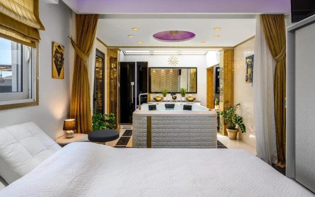 Pervolia-House