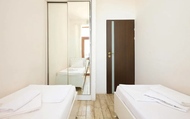 Stay Inn on Sayat Nova 40