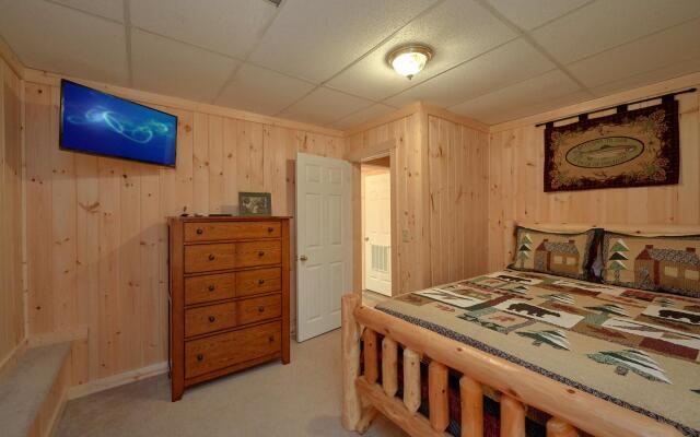 Hickory Lodge in Pigeon Forge