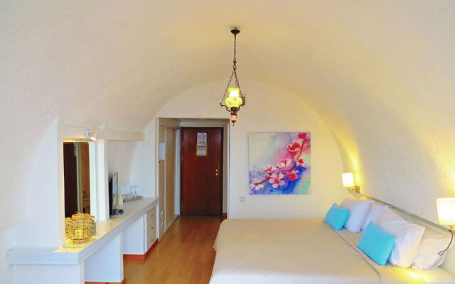Istron Bay Hotel