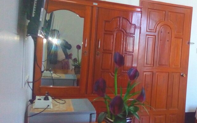 Mandalar May One Hotel
