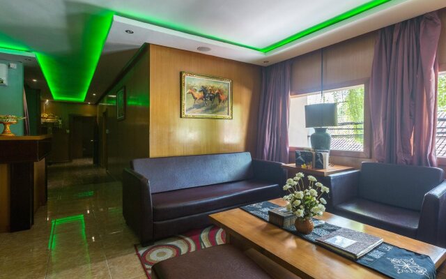Bounty Hotel