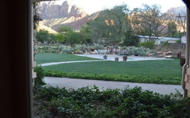 Zion Canyon Bed and Breakfast
