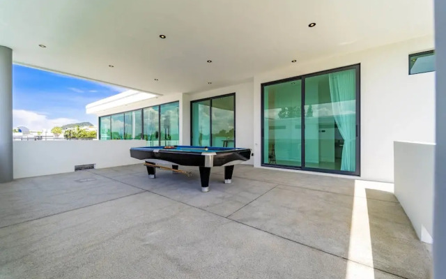 Luxury 6 Bed Private Pool Villa - LLW
