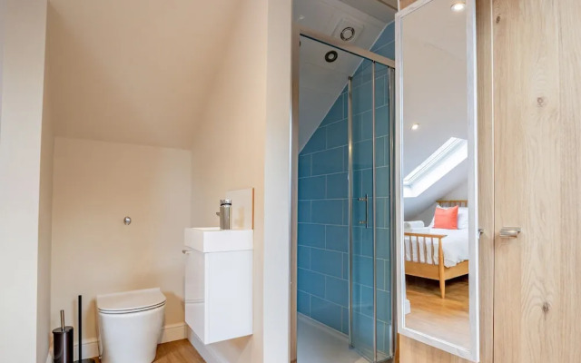 Exquisite renovation in central location