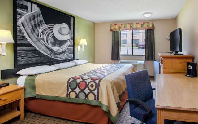 Super 8 by Wyndham Sherman