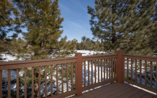 Ponderosa Meadows
