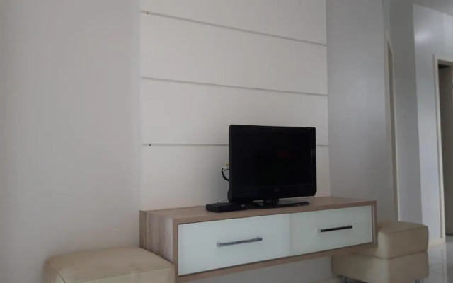 Apto Ingleses à 50mts da praia
