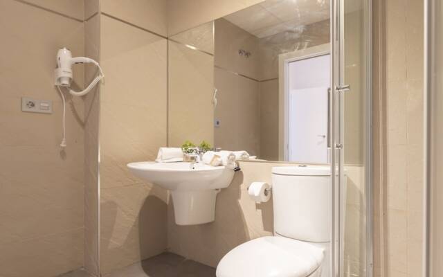 Apartamentos Suites San Jerónimo 17