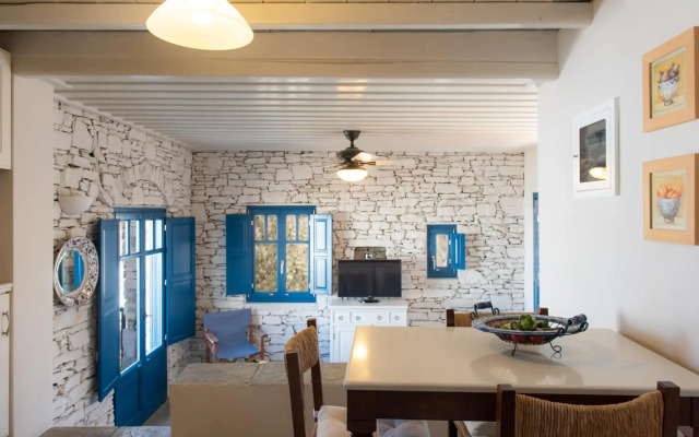 Sifnos House - Rooms & Spa